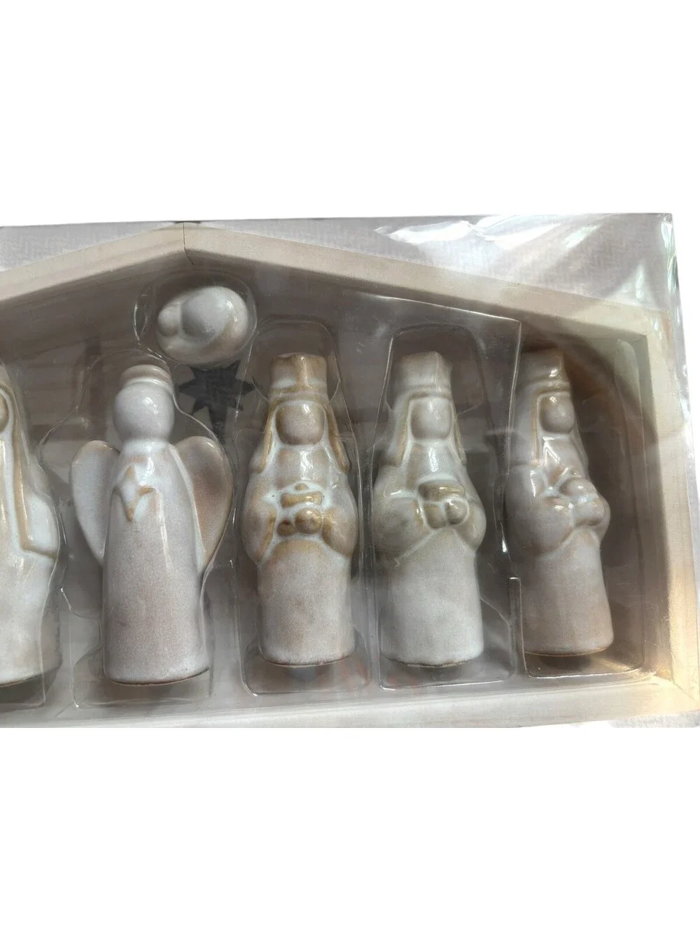 Target Wondershop 8-piece Christmas Ceramic Nativity Set, NIB